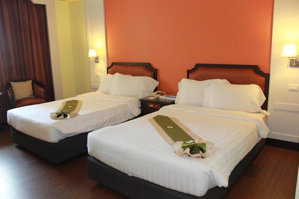 Charoen Thani Hotel, Khon Kaen Buitenkant foto